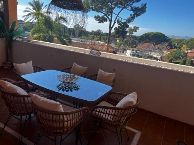Center 2 Beds Elviria Appartamento Marbella