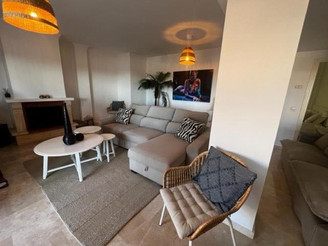 Apartamento Center 2 Beds Elviria